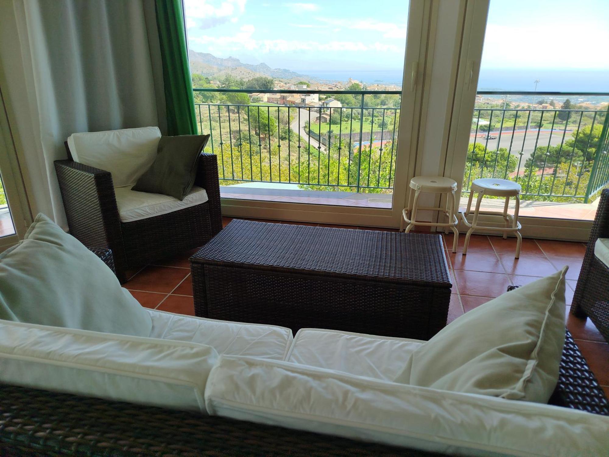 Villa Capogrecale - Piscina Riscaldata Piedimonte Etneo Eksteriør bilde